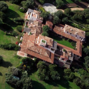 I russi: 50 milioni in più per comprare Villa Certosa dal Cavaliere